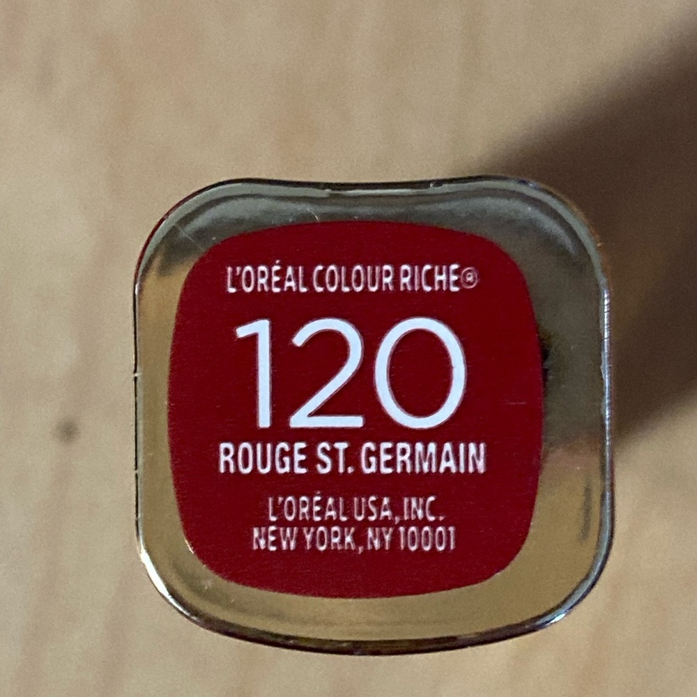 L’Oréal lipstick